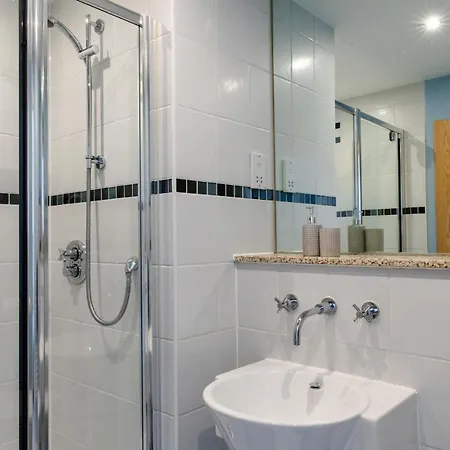 Stylish Hippodrome Sleeps 6